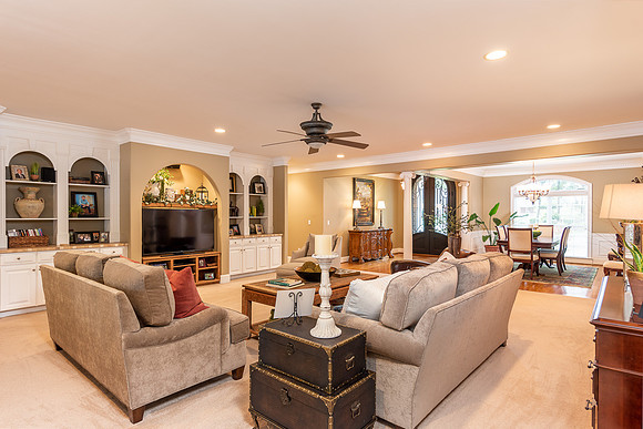 20 Riley Circle-8