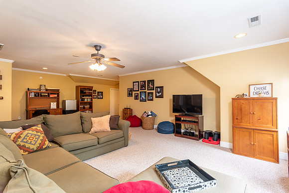 20 Riley Circle-38